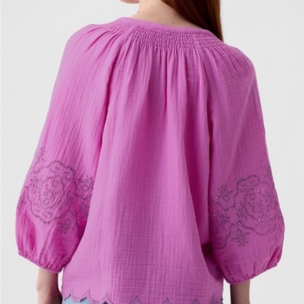 GAP Women's Vibrant Pink Blouse - Picture 2 of 5